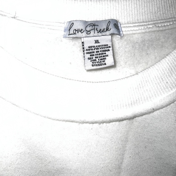 Loungewear - Picture 3 of 4